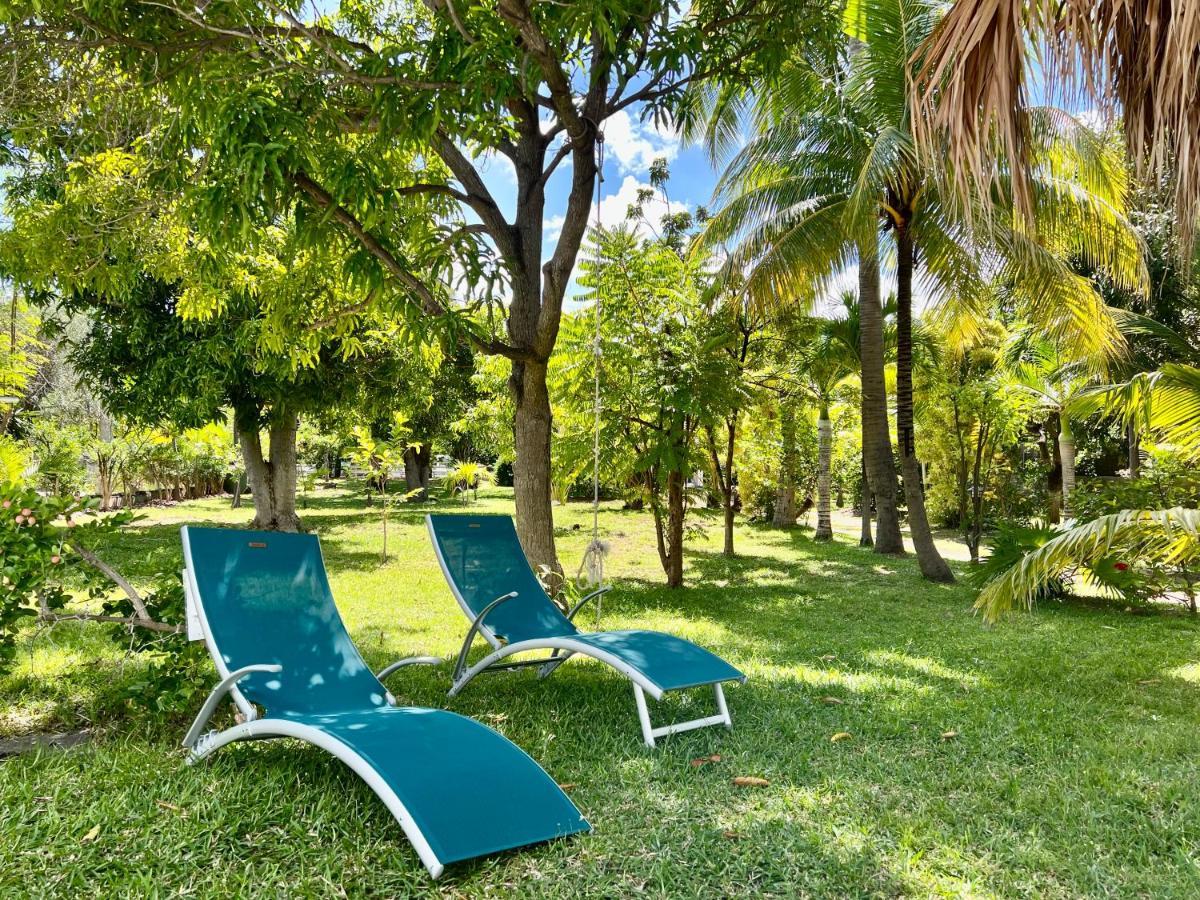 Jolie Creole- Villa Sur Le Lagon La Saline Les Bains Exterior foto